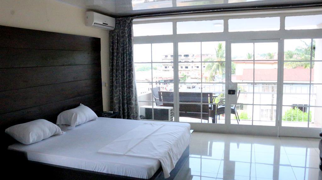 Metro Hotel Freetown Extérieur photo